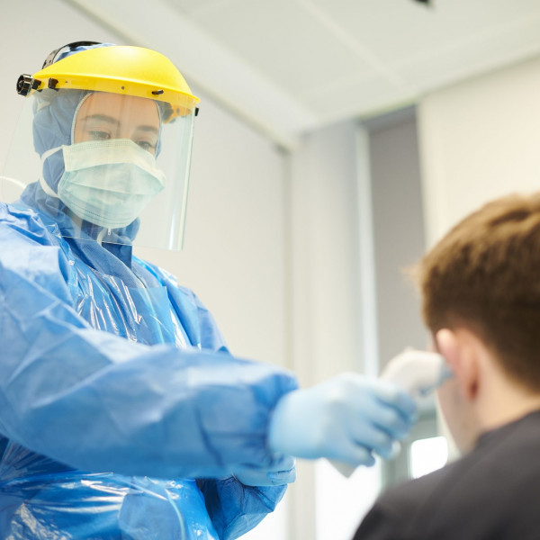 Public Health England guidance on use of PPE