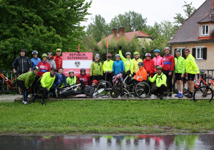 Group photos of all cyclists at Tuscany cycling event